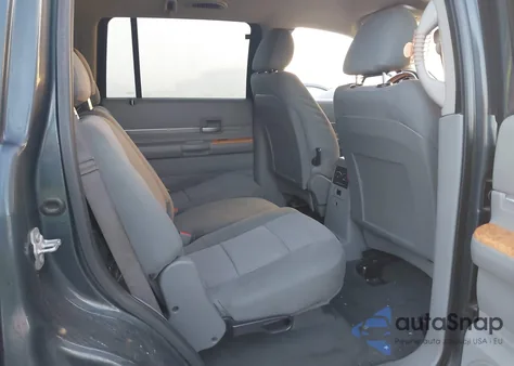 2007 Chrysler Aspen Limited from USA, damaged, VIN 1A8HX58N37F519779